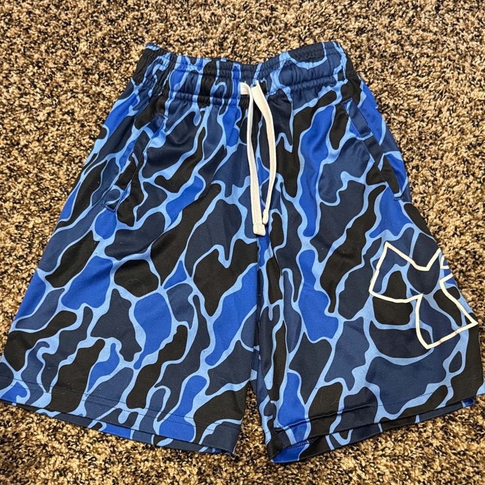 Under Armour Blue and Black Boy’s XS Shorts